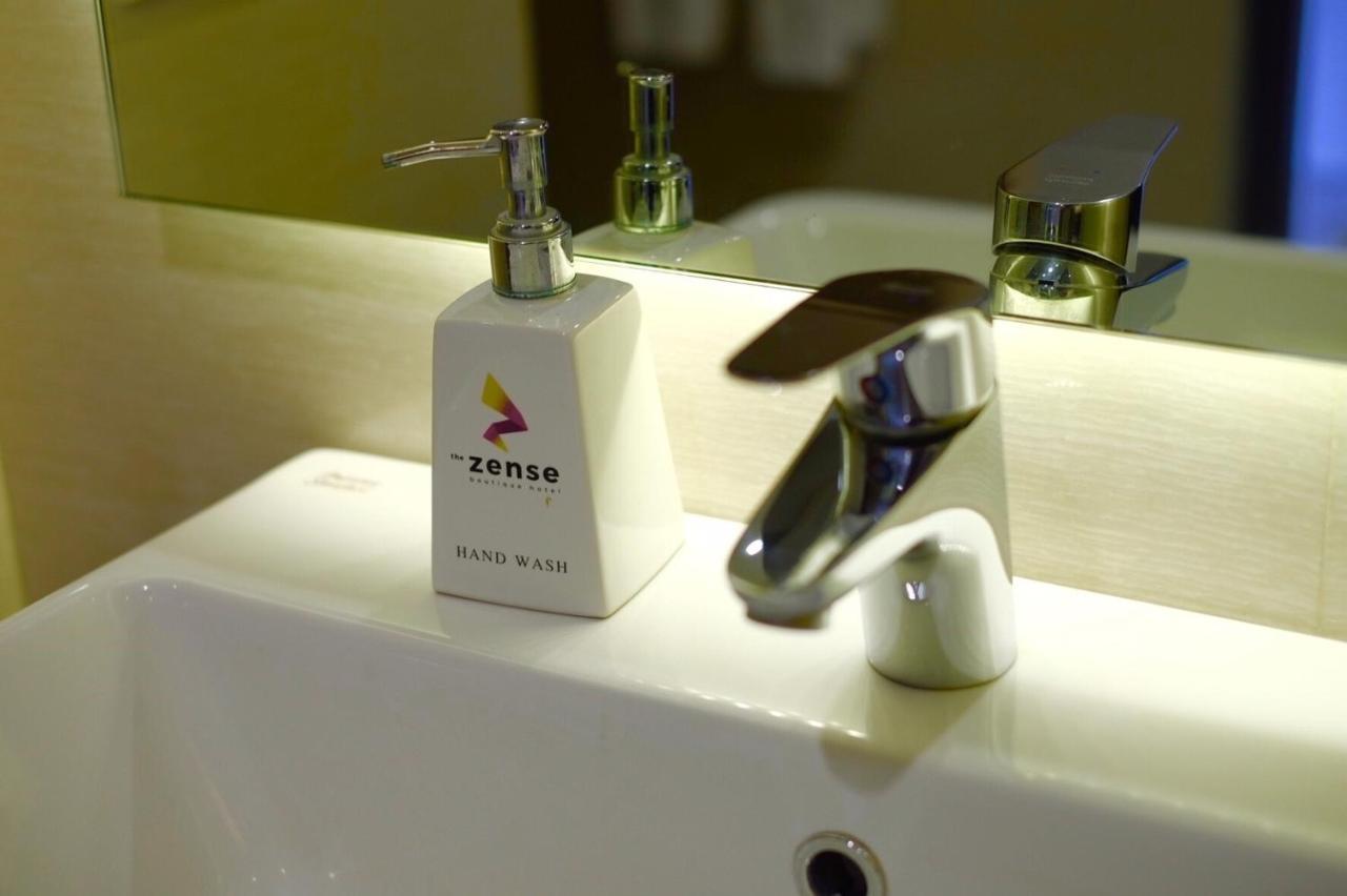 The Zense Boutique Hotel Пхитсанулок Экстерьер фото